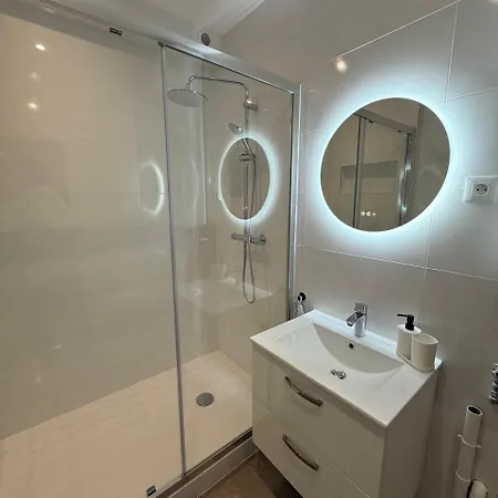 T2 Dans Un Château Du Xviie Bords De Marne La Varenne Appartement Chennevières-sur-Marne