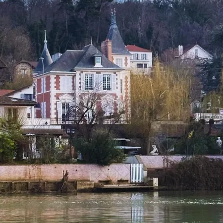T2 Dans Un Château Du Xviie Bords De Marne La Varenne Appartement Chennevières-sur-Marne
